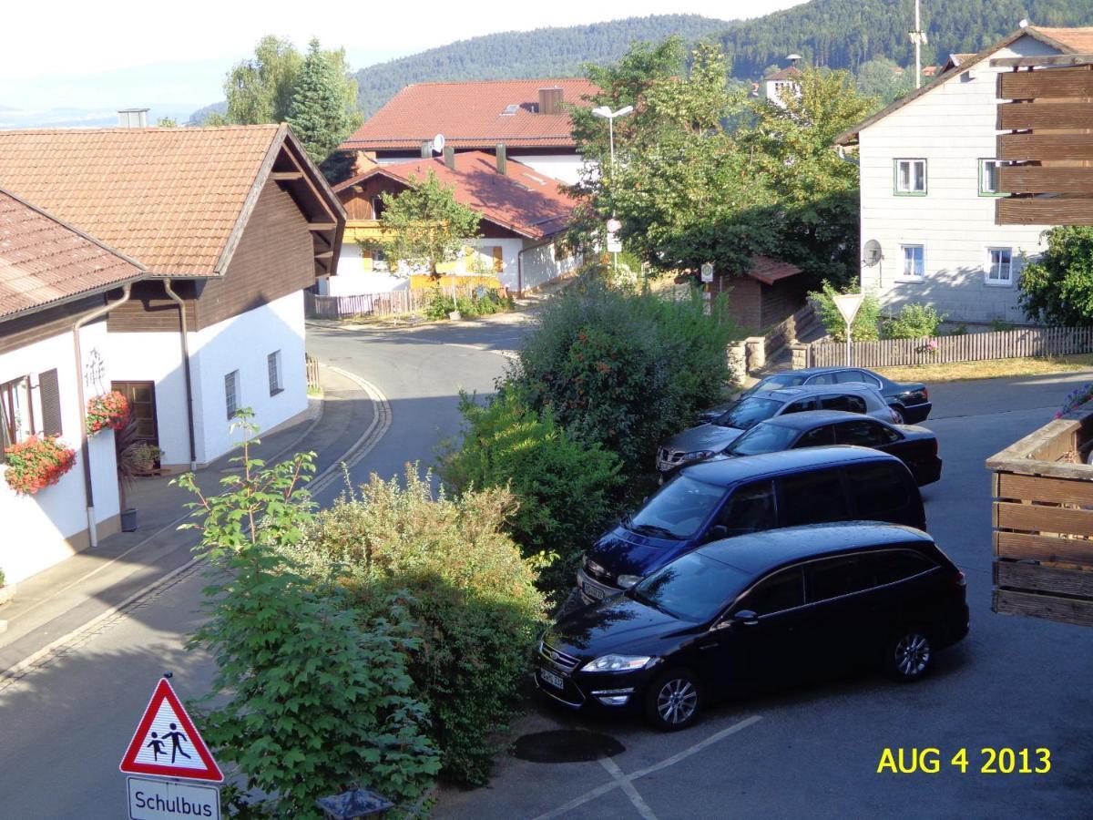 Gasthof - Pension Schamberger Нойкирхен-байм-Хайлиген-Блут Экстерьер фото